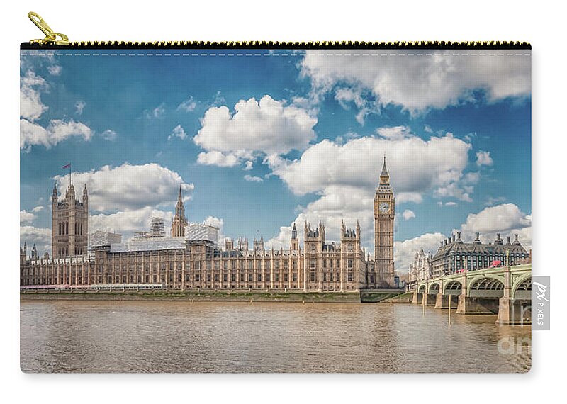 Ben Zip Pouch featuring the photograph Big Ben and Parliament Building by Mariusz Talarek