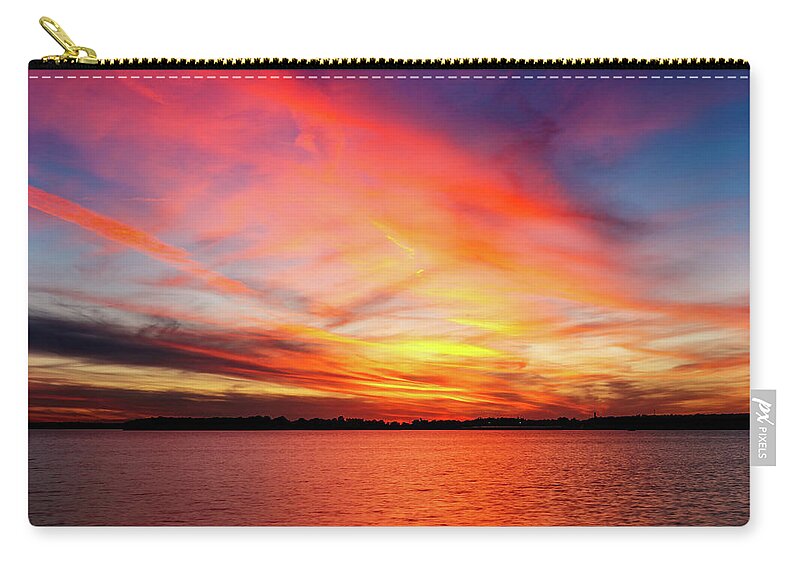 Horizontal Zip Pouch featuring the photograph Colorful Sunset #2 by Doug Long