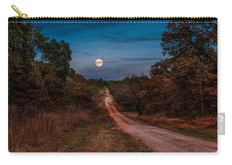 Horizontal Zip Pouch featuring the photograph Country Road #3 by Doug Long