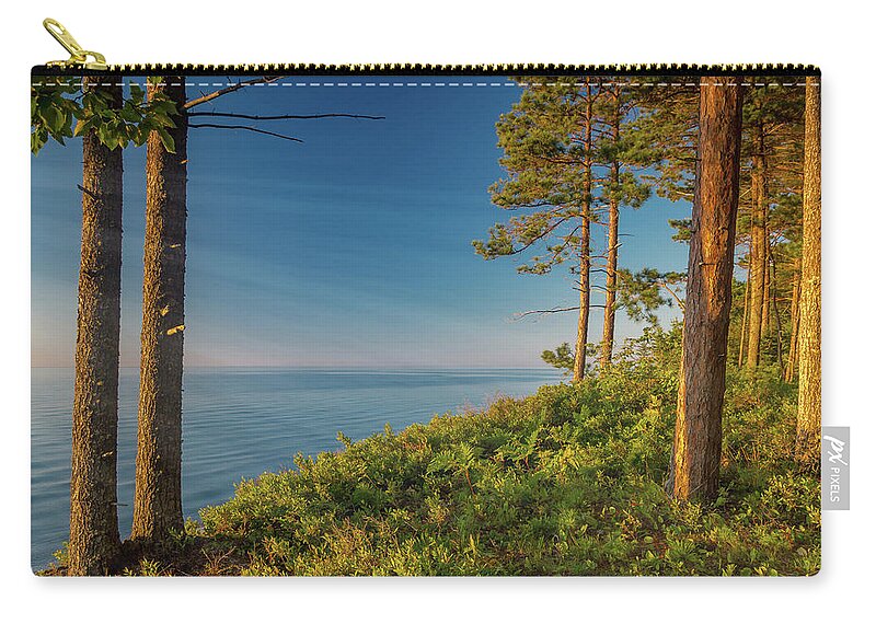 Beaver Creek Zip Pouch featuring the photograph Evening Light #2 by Gary McCormick