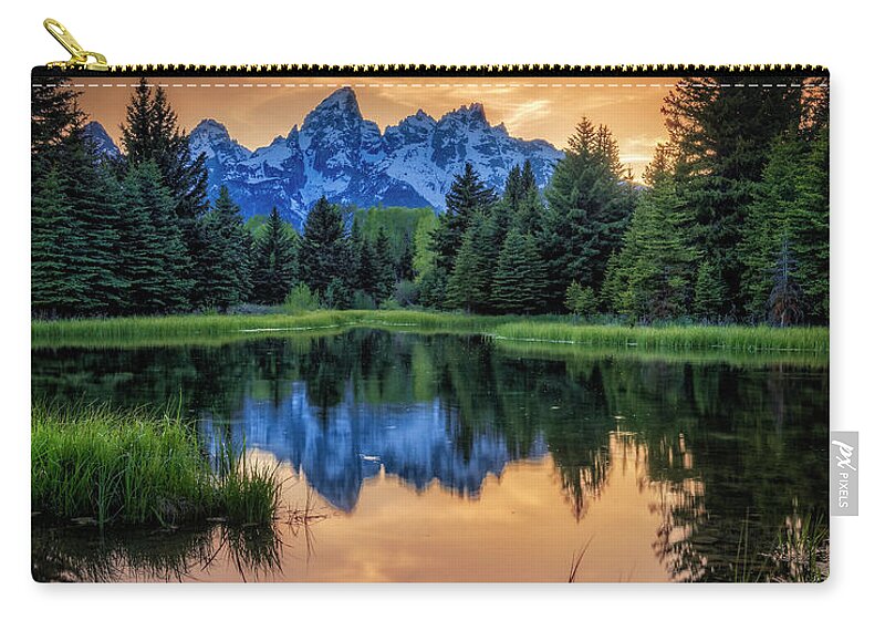 #eyepoppingphotos #landscapephotography #landscapes #photooftheday #landscape_lovers #landscapelovers #landscape_lover #beautifuldestinations #thegreatoutdoors #outdoorphotographer #picoftheday #awesome_earthpix #weekly_feature #earthfocus #earthpix #tokina #nikonlove #natgeotravel #majestic_earth_ #sunset Zip Pouch featuring the photograph Schwabacher's Ghost #2 by Michael Ash