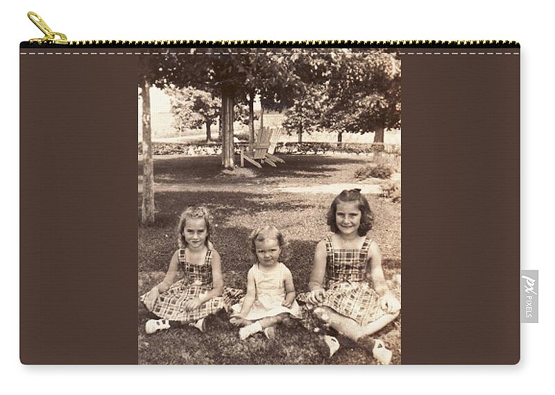 Juadane Zip Pouch featuring the photograph 3 Sisters by Quwatha Valentine