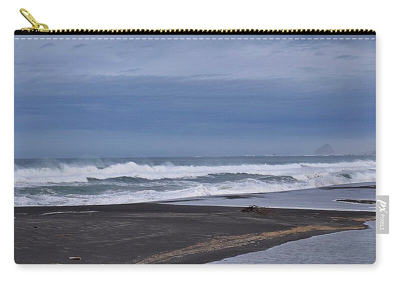 The Lost Coast Zip Pouch featuring the photograph The Lost Coast #3 by Maria Jansson