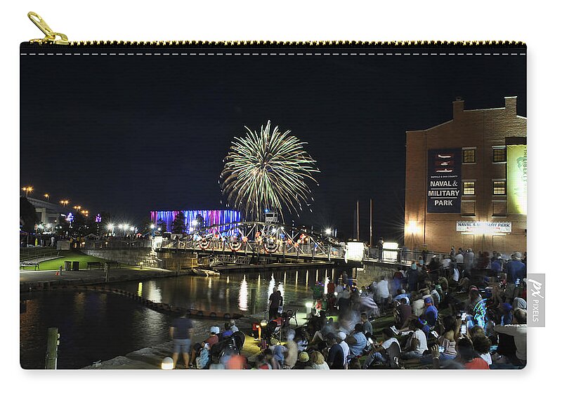 4th Of July Zip Pouch featuring the photograph 4th Of July 2017 Canalside Buffalo NY 04 by Michael Frank Jr