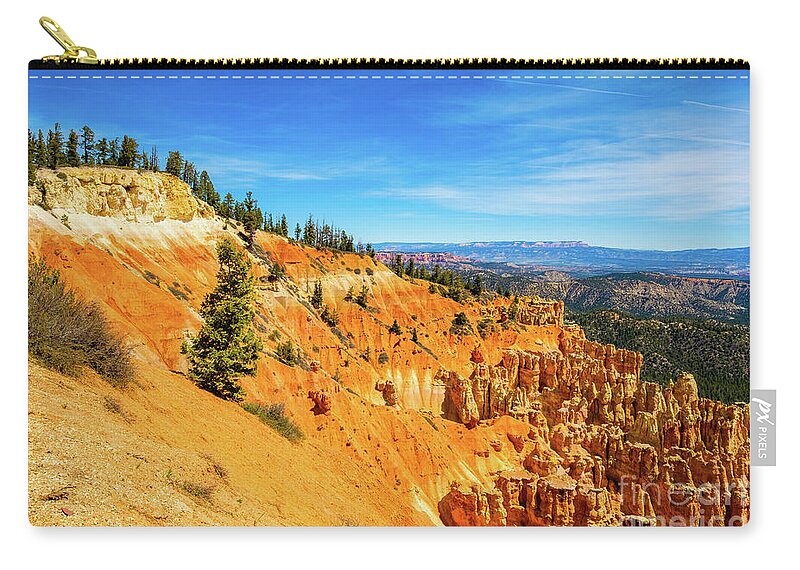 Agua Canyon Zip Pouch featuring the photograph Bryce Canyon Utah #7 by Raul Rodriguez