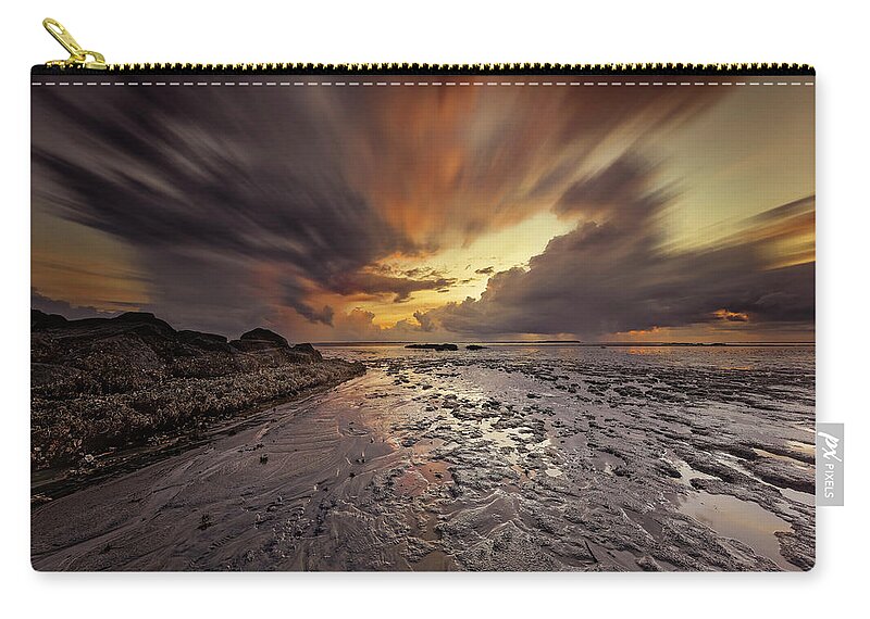 Atlantic Ocean Zip Pouch featuring the photograph Seascape of Hilton Head Island #8 by Peter Lakomy