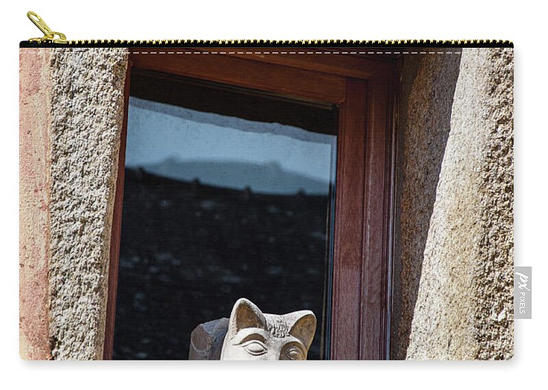Art & Sculpture Zip Pouch featuring the photograph A Cat on Hot Bricks by Geoff Smith