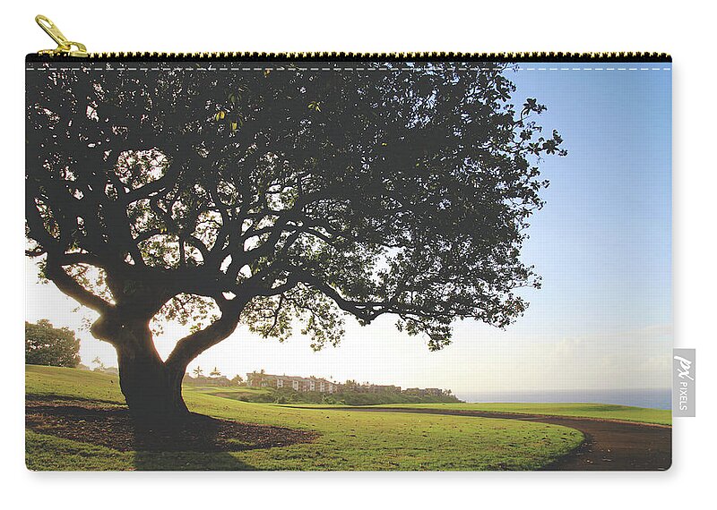 Princeville Makai Golf Club Zip Pouch featuring the photograph A Dreamy Dream by Laurie Search
