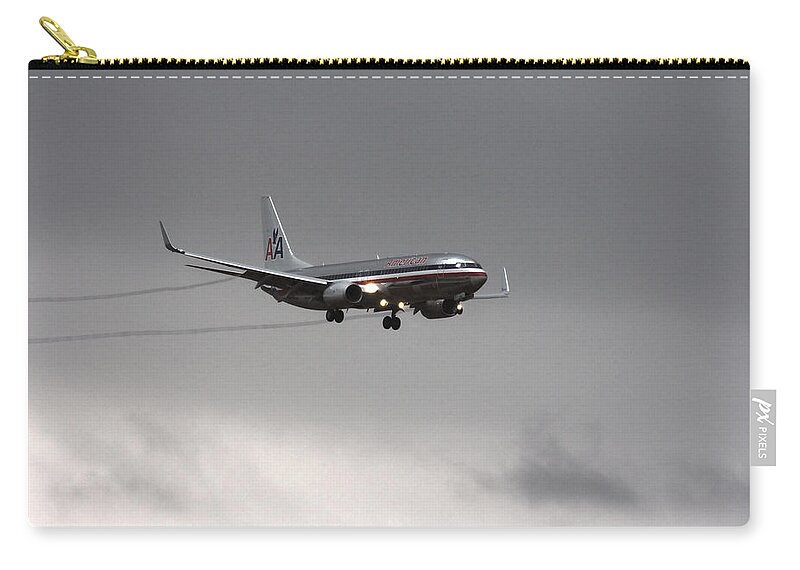 American Airlines Boeing 7 Series-dfw Airport Zip Pouch featuring the photograph American Airlines-Landing at DFW Airport by Douglas Barnard