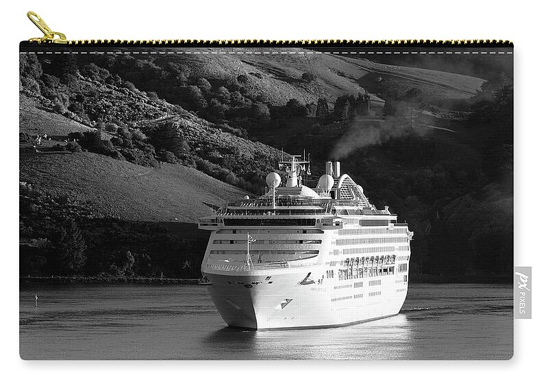 Ship Zip Pouch featuring the photograph Arriving To New Zealand by Ramunas Bruzas
