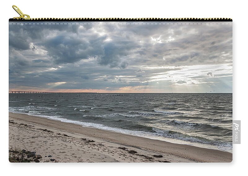 Chesapeake Bay Zip Pouch featuring the photograph Backward Glance - by Julie Weber