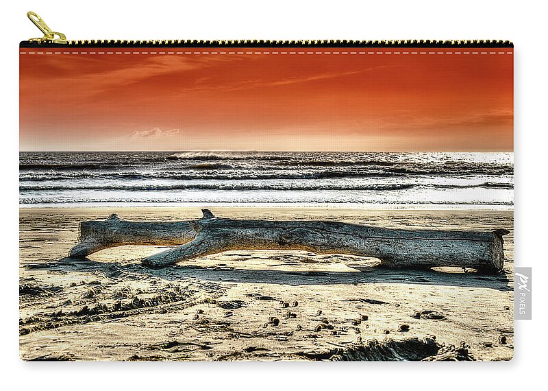 Passeggiatealevante Zip Pouch featuring the photograph BEACH WITH WOOD TRUNK - SPIAGGIA CON TRONCO III by Enrico Pelos