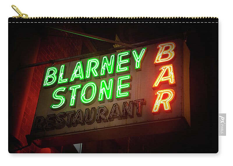 Blarney Stone Zip Pouch featuring the photograph Blarney Stone Bar and Restaurant by Mark Andrew Thomas