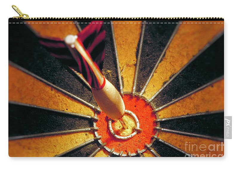 Accuracy Zip Pouch featuring the photograph Bulls eye by John Greim