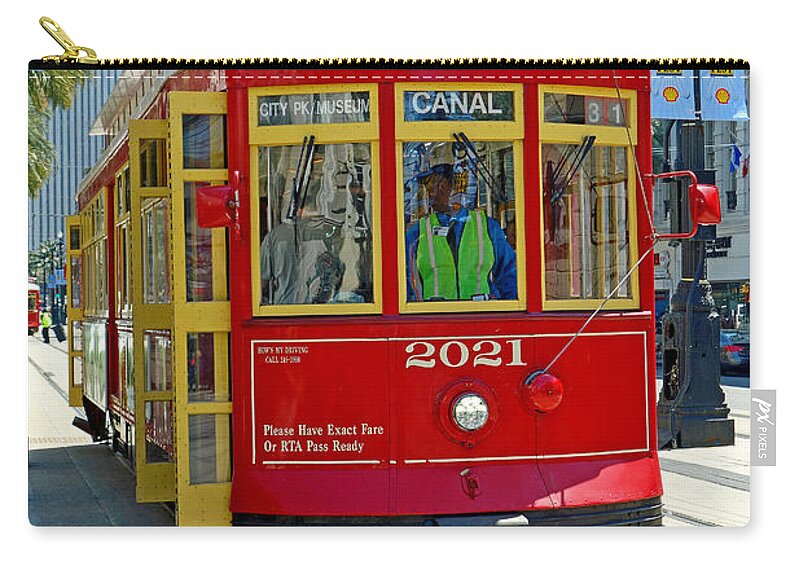 Canal Zip Pouch featuring the photograph Canal Street Cable Car by Robert Meyers-Lussier