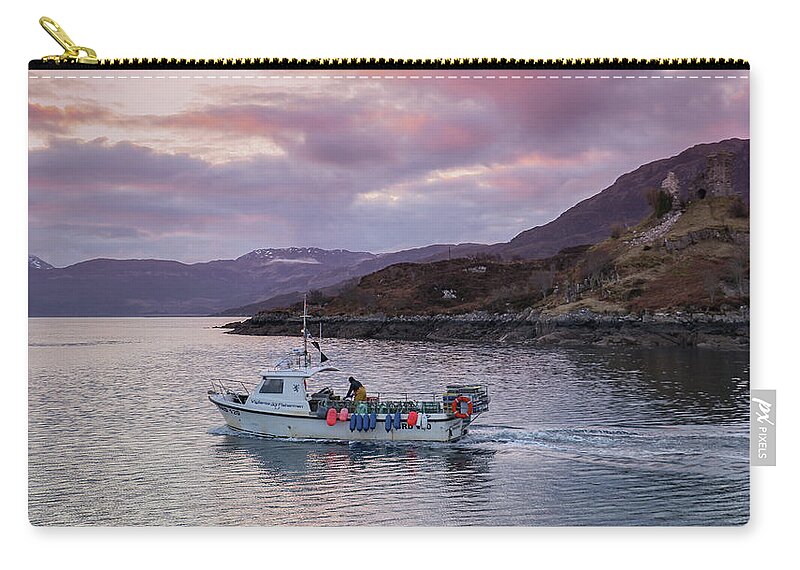 Sunrise Carry-all Pouch featuring the photograph Catch of the Day by Holly Ross