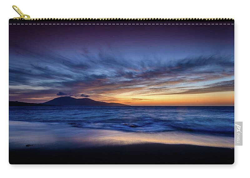 Ceapabhal Zip Pouch featuring the photograph Ceapabhal, Isle of Harris by Peter OReilly