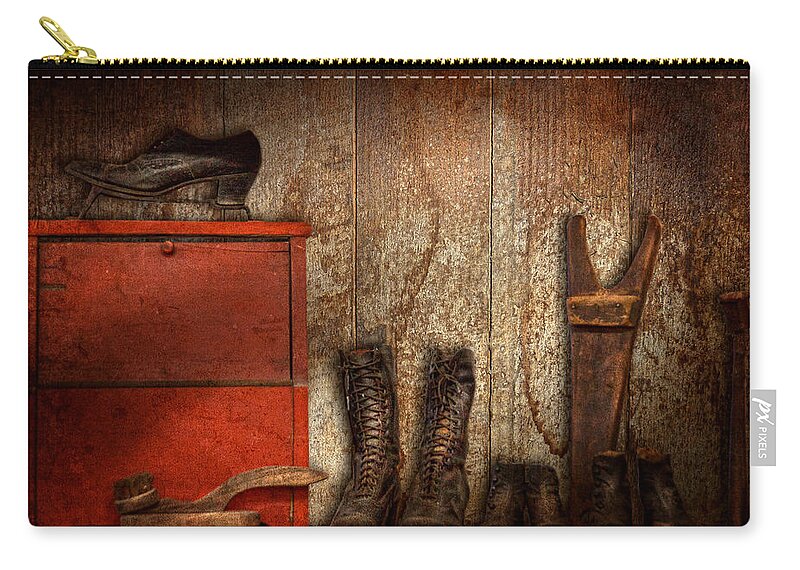Cobbler Zip Pouch featuring the photograph Cobbler - The shoe shiner 1900 by Mike Savad