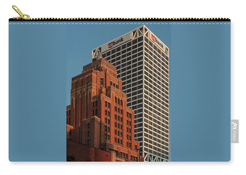 Wisconsin Gas Bldg. Carry-all Pouch featuring the photograph Contrasting Towers by John Roach