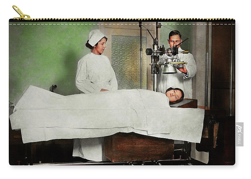 Doc Zip Pouch featuring the photograph Doctor - Xray - Getting my head examined 1920 by Mike Savad