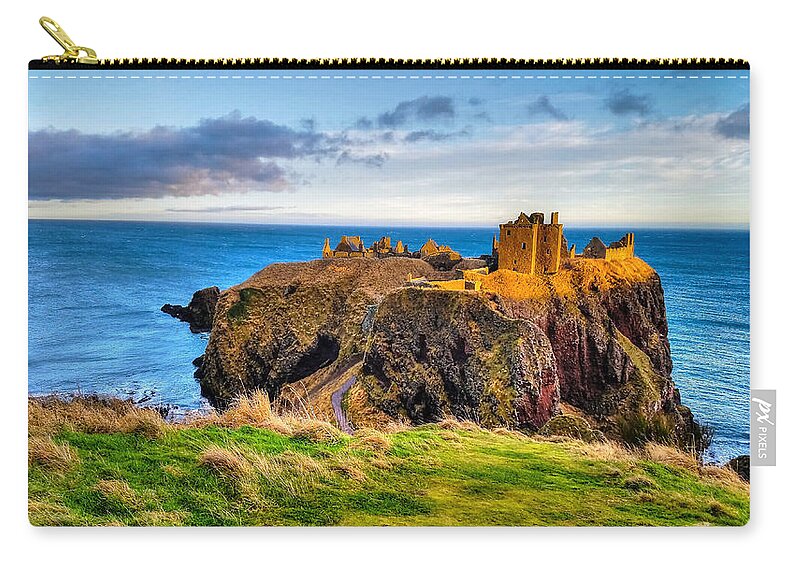 Scotland Carry-all Pouch featuring the photograph Dunnottar Castle by Richard Gehlbach