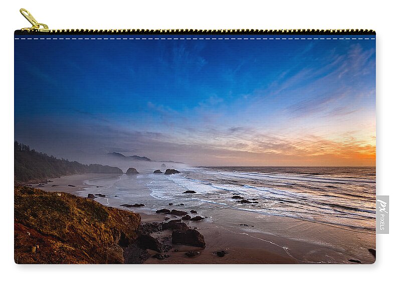 Sunset Zip Pouch featuring the photograph Ecola State Park at Sunset by Ian Good