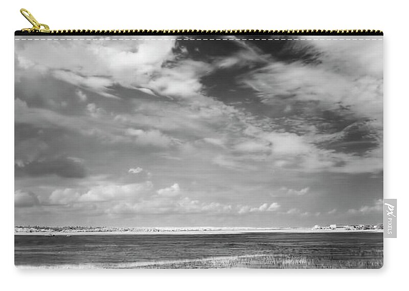 Photo Zip Pouch featuring the photograph Everette Bay -4 by Alan Hausenflock
