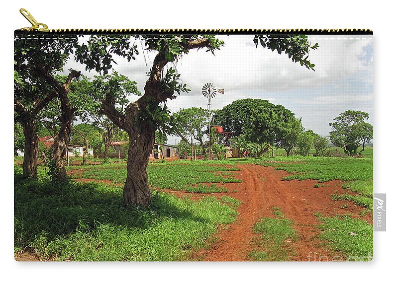 Farm Zip Pouch featuring the photograph Farm in Nicaragua by Lydia Holly