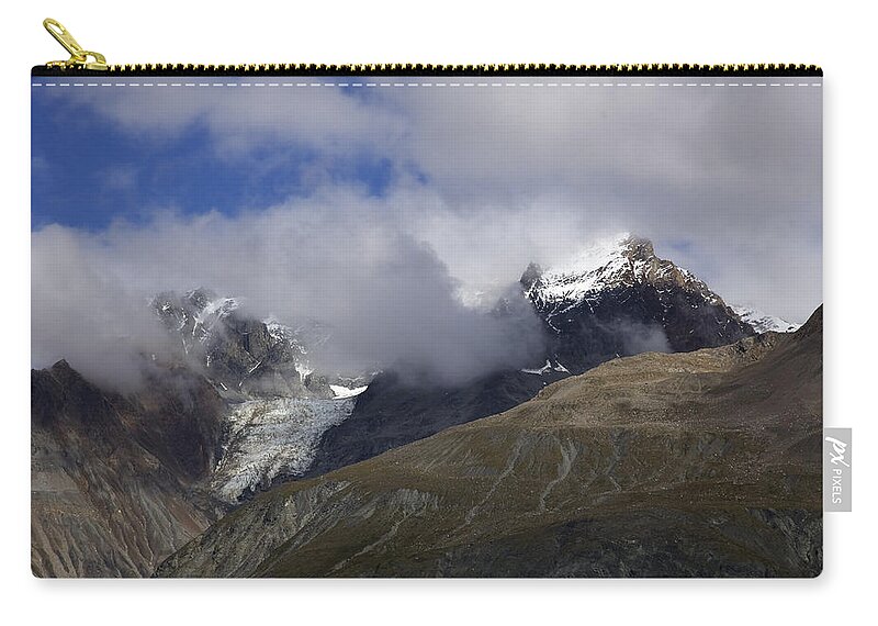 Alaska Zip Pouch featuring the photograph Glacier Bay 4 by Richard J Cassato