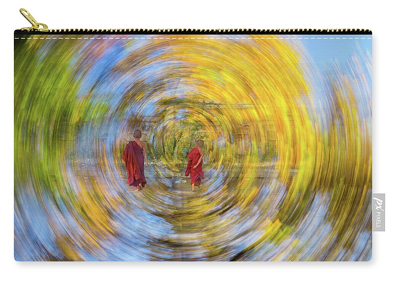  Zip Pouch featuring the photograph Gust by Mache Del Campo