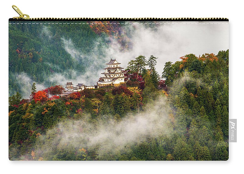 Landscape Zip Pouch featuring the photograph Gujyo Hachiman Castle by Hisao Mogi