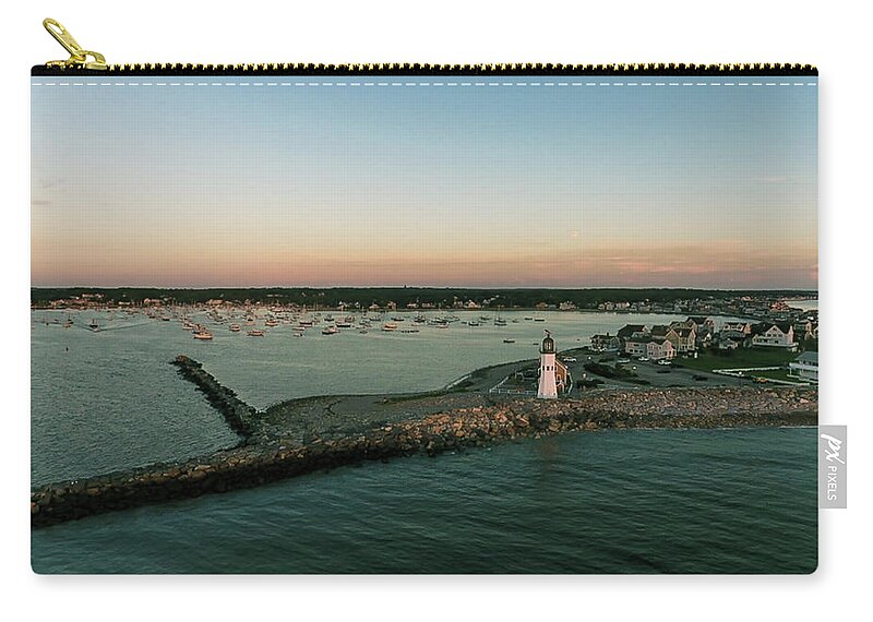 Harbor Zip Pouch featuring the photograph Harbor Light by William Bretton