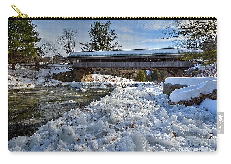 Covered Bridge Zip Pouch featuring the photograph Honeymoon Covered Bridge by Steve Brown