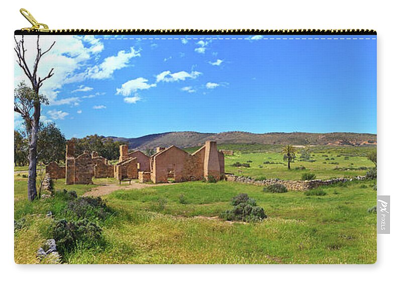 Kanyaka Homestead Ruins Outback Landscape Flinders Ranges South Australia Australian Landscapes Historical Zip Pouch featuring the photograph Kanyaka Homestead Ruins by Bill Robinson