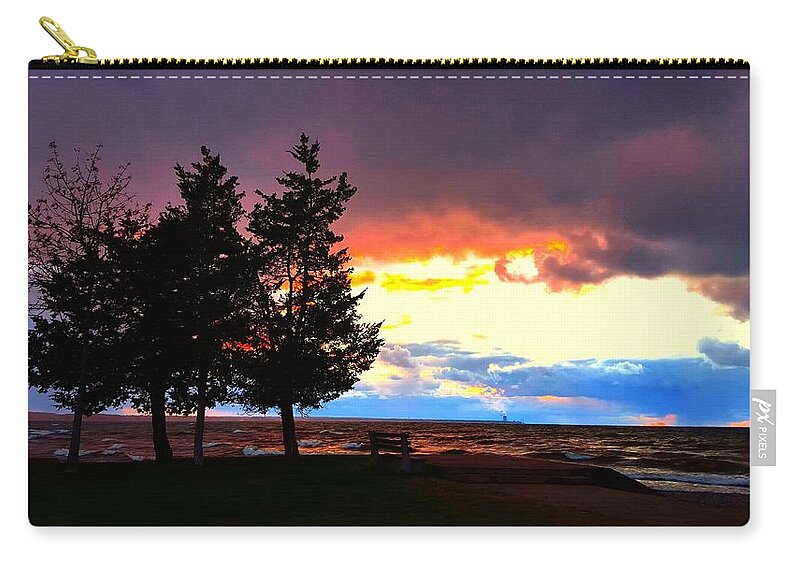 Lake Carry-all Pouch featuring the photograph Lingering Light by Dani McEvoy