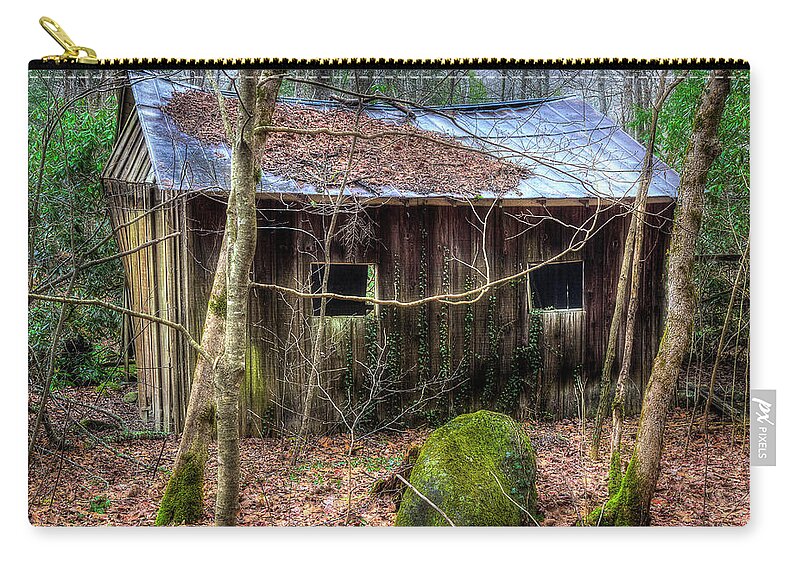 Abandoned Home Zip Pouch featuring the photograph Little Barn Falling by Mike Eingle