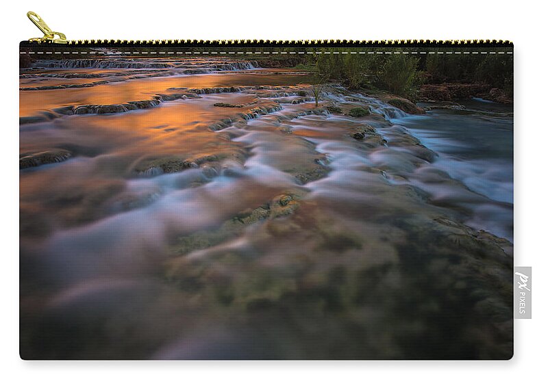 Little Navajo Falls Zip Pouch featuring the photograph Havasu Creek by Adam Mateo Fierro