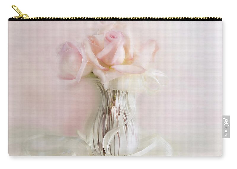 Classic Still Life Zip Pouch featuring the photograph Luscious by Theresa Tahara