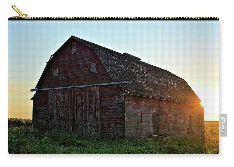Green Zip Pouch featuring the photograph Maysville Sunrise by Bonfire Photography