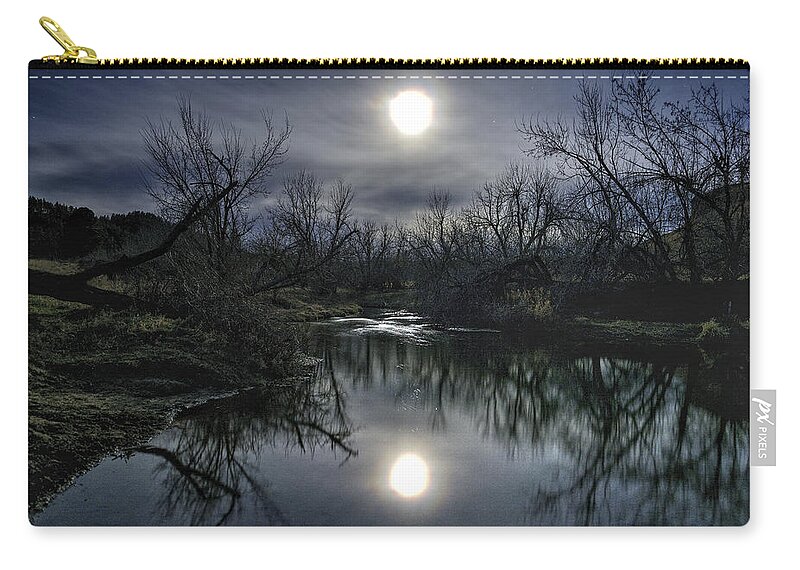 Moon Zip Pouch featuring the photograph Moon over Sand Creek by Fiskr Larsen