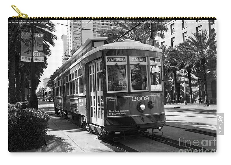 Canal Street Car Zip Pouch featuring the photograph Nawlins by Leslie Leda