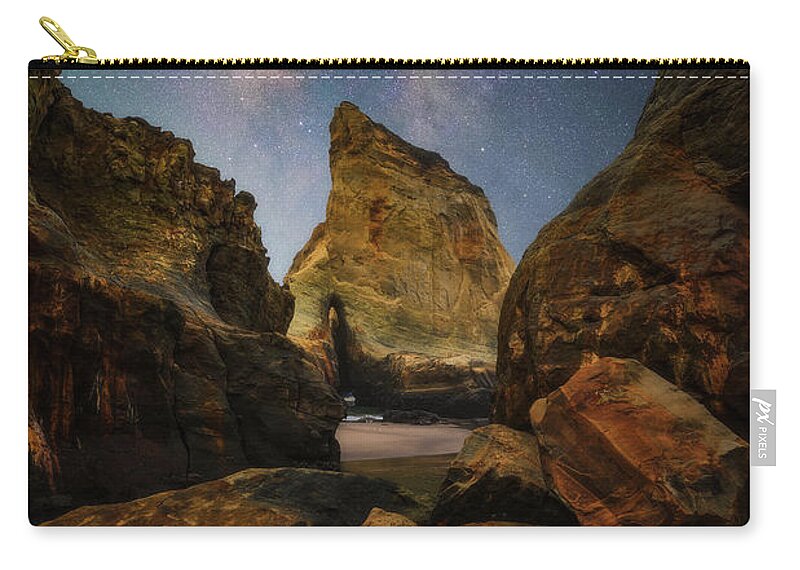 Oregon Zip Pouch featuring the photograph Nightfall on Kiwanda by Darren White