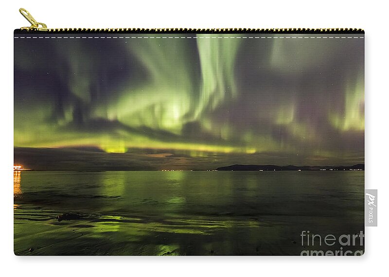 Nordurljos Zip Pouch featuring the photograph Northern Lights Reykjavik by Gunnar Orn Arnason