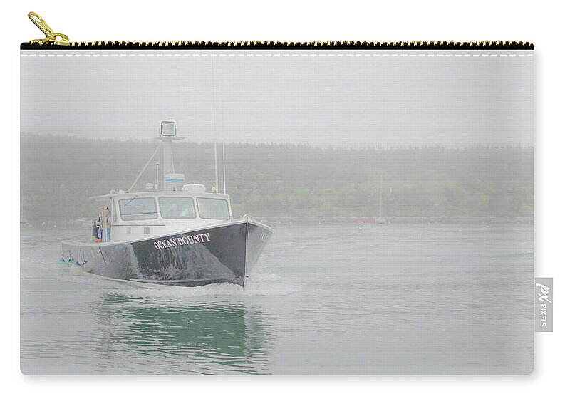 Maine Carry-all Pouch featuring the photograph Ocean's Bounty by Holly Ross