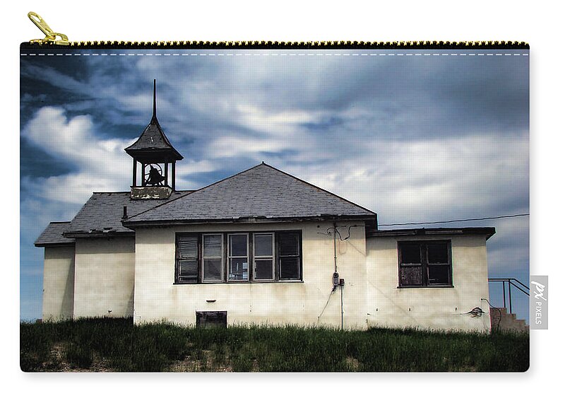 Schoolhouse Zip Pouch featuring the photograph Old Schoolhouse 3 by Cathy Anderson