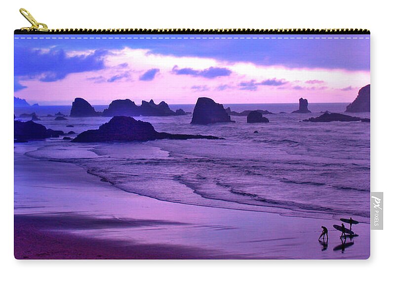 Oregon Zip Pouch featuring the photograph On the Coast by Scott Mahon