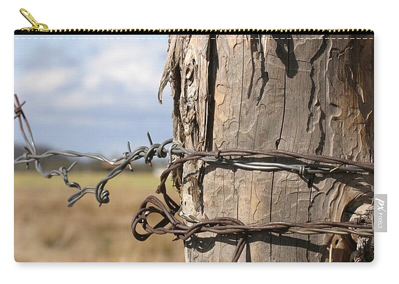 Post Zip Pouch featuring the photograph Oregon Fence Post by Jeff Floyd CA