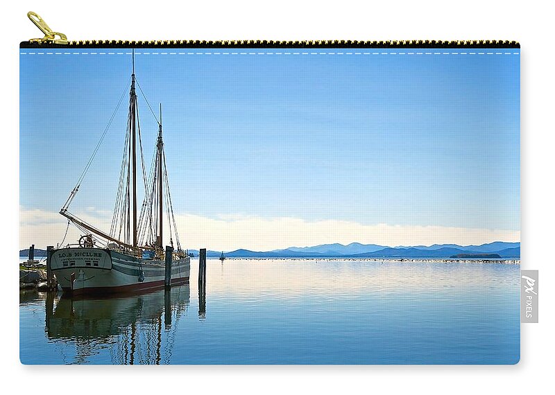 Vermont Carry-all Pouch featuring the photograph Out of the Blue by Mike Reilly