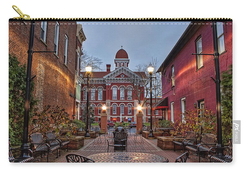 Courthouse Zip Pouch featuring the photograph Parry Court by Scott Wood