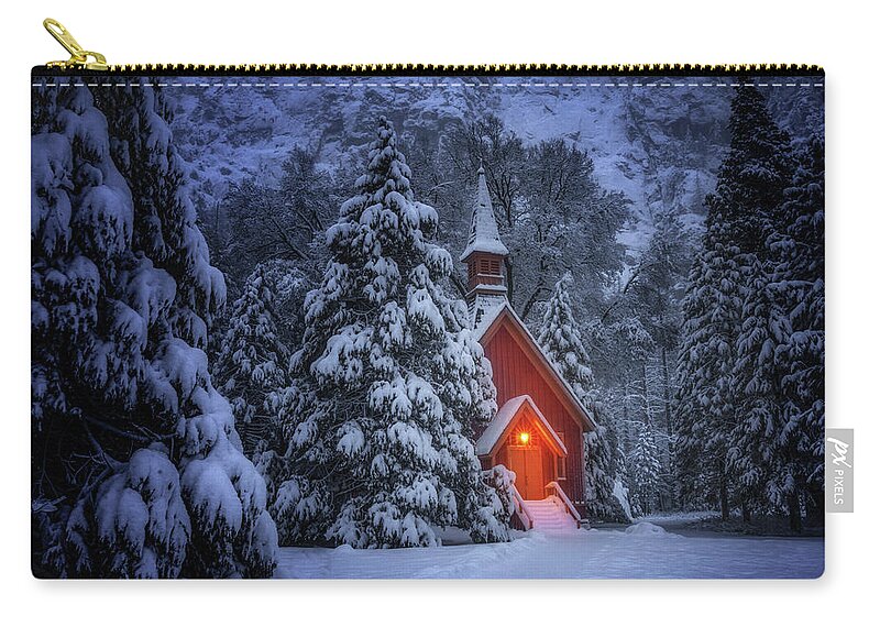 Winter Zip Pouch featuring the photograph Peaceful Mornings by Nicki Frates